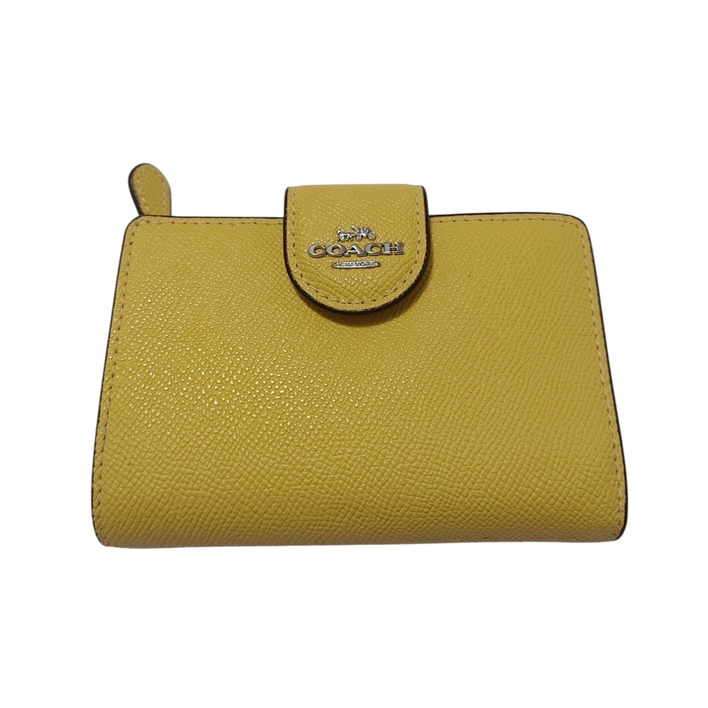 Coach Medium Corner Zip Wallet Yellow/Silver